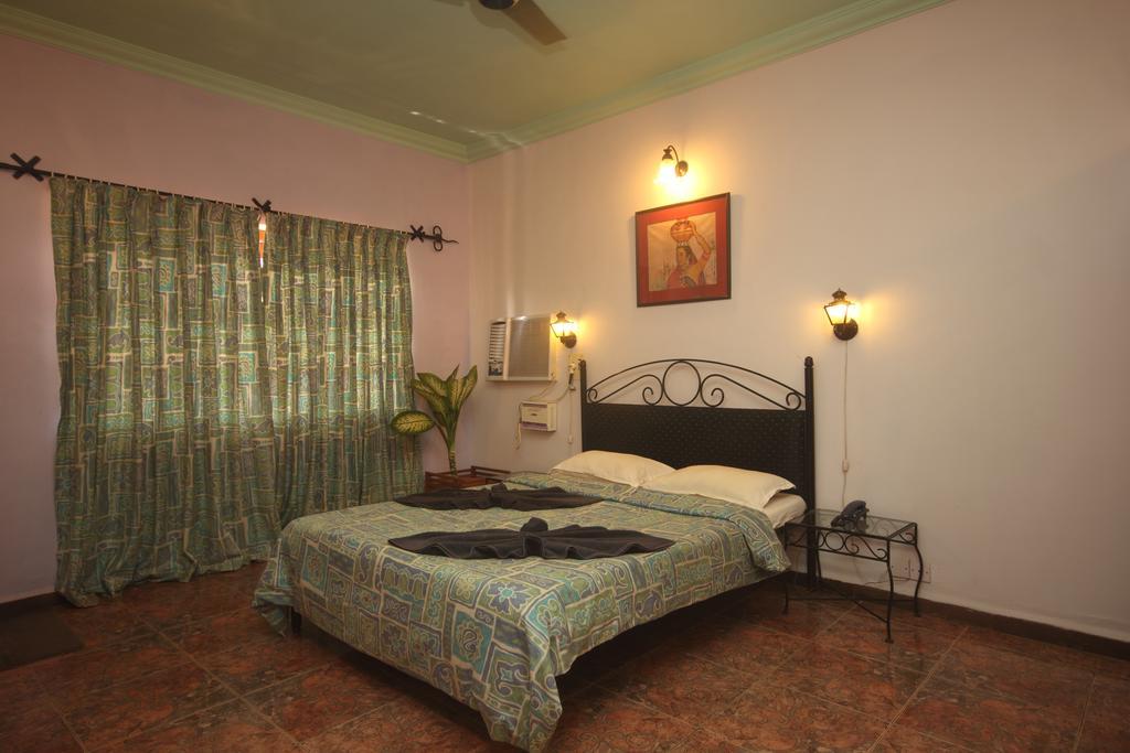 Sodder'S Gloria Anne Hotel Candolim Buitenkant foto